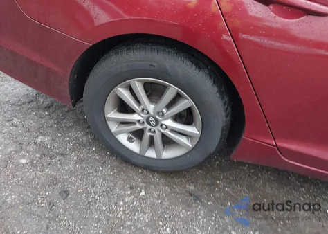 2016 Hyundai Sonata Se z USA, uszkodzony, nr VIN 5NPE24AF9GH277429